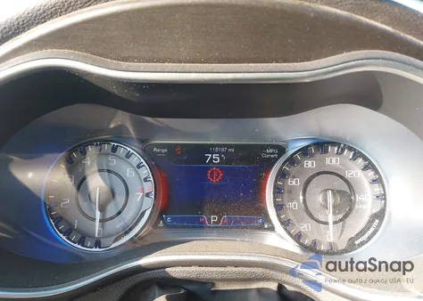 2016 Chrysler 200 Limited z USA, uszkodzony, nr VIN 1C3CCCAB1GN167653